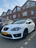 Seat Leon 1.8 TSI Automaat 2011 Wit 240.000 KM 210 PK, Auto's, Seat, 15 km/l, 680 kg, 4 cilinders, Leon
