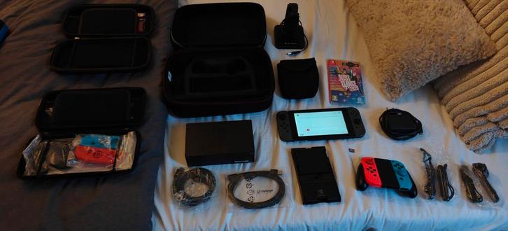 Nintendo Switch met diverse extra's!, Spelcomputers en Games, Spelcomputers | Nintendo Game Boy, Zo goed als nieuw, Overige modellen