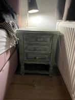 Nachtkastje in bohemian style, Huis en Inrichting, Kasten | Dressoirs, Ophalen, Zo goed als nieuw