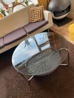*Vintage/ retro salontafel met lektuurmand*, 50 tot 100 cm, Minder dan 50 cm, Rond, Vintage