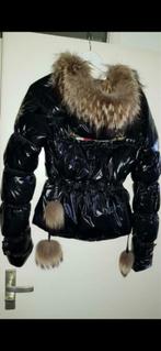 Glanzende zwarte jas met bontkraag van nickelson, Maat 38/40 (M), Zwart, Nickelson, Ophalen of Verzenden