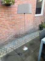 Schemerlamp met 2 kappen., Huis en Inrichting, Lampen | Vloerlampen, Ophalen, Zo goed als nieuw, Minder dan 100 cm