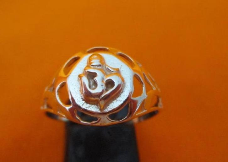 Religieuze zilveren Ohm-Shivlingam ring Ø 20,6 mm, Sieraden, Tassen en Uiterlijk, Ringen, Nieuw, Dame of Heer, 20 of groter, Zilver