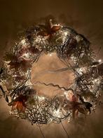 Marktplaats: Krans met bloemen en verlichting, Ophalen of Verzenden, Zo goed als nieuw