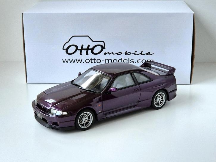 1:18 Ottomobile Nissan Skyline GT-R V-Spec R33 Paars 1995, Hobby en Vrije tijd, Modelauto's | 1:18, Zo goed als nieuw, Auto, OttOMobile