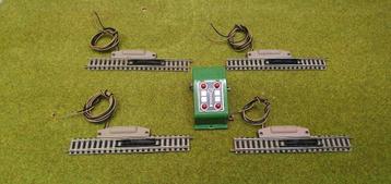 4x Fleischmann Piccolo N 9112 + 6922 schakelaar - 2 beschikbaar voor biedingen