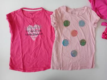 T shirts ( roze) met korte mouwen maat 116/122 