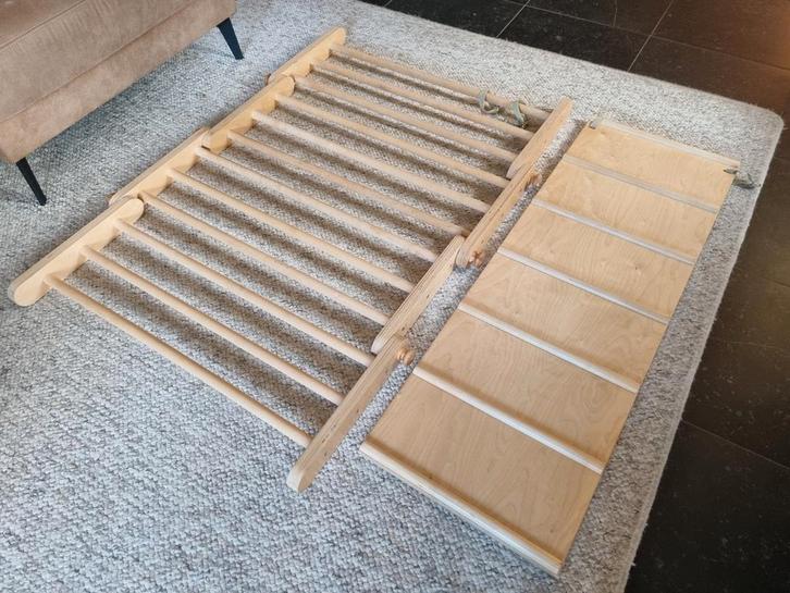 Ette Tete Mopitri / houten klimrek / pikler met glijbaan, Kinderen en Baby's, Speelgoed | Houten speelgoed, Zo goed als nieuw