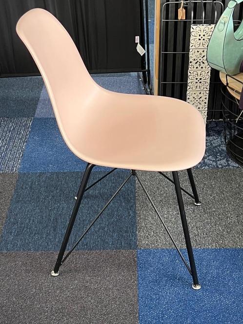 4 stuks House BY Orbis eetkamerstoel Nagi pink, Huis en Inrichting, Stoelen, Nieuw, Vier, Kunststof, Overige kleuren, Ophalen