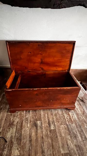 Grote houten deken /opbergkist beschikbaar voor biedingen
