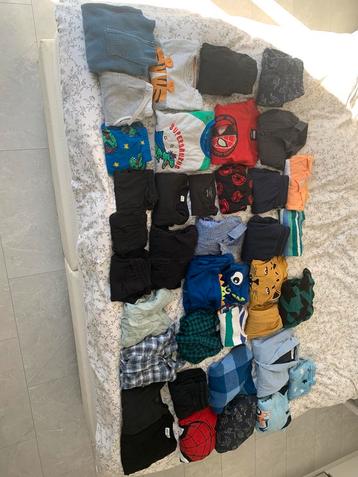 Jongens kleding pakket maat 98/104 +gratis 3 jassen beschikbaar voor biedingen