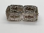 C468 Prachtige zilveren streekdracht armband, Ophalen of Verzenden, Zilver, Armband
