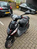 Zip 50cc malossi, Fietsen en Brommers, Scooters | Piaggio, Ophalen, Maximaal 45 km/u, Zip, Zo goed als nieuw