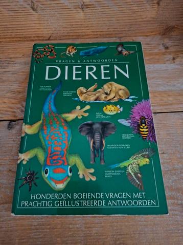 Dieren Vragen & Antwoorden Boek beschikbaar voor biedingen