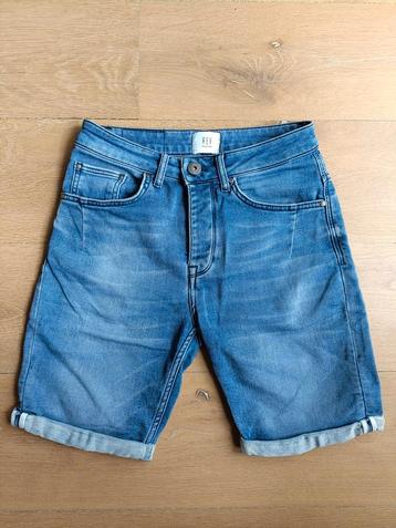 Spijker / jeans korte broek REV XS / 176