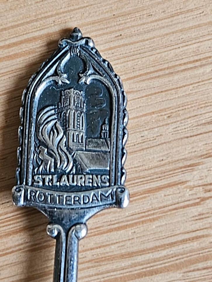 Vintage Rotterdam St. Laurenskerk theelepel, Antiek en Kunst, Antiek | Bestek, Ophalen of Verzenden