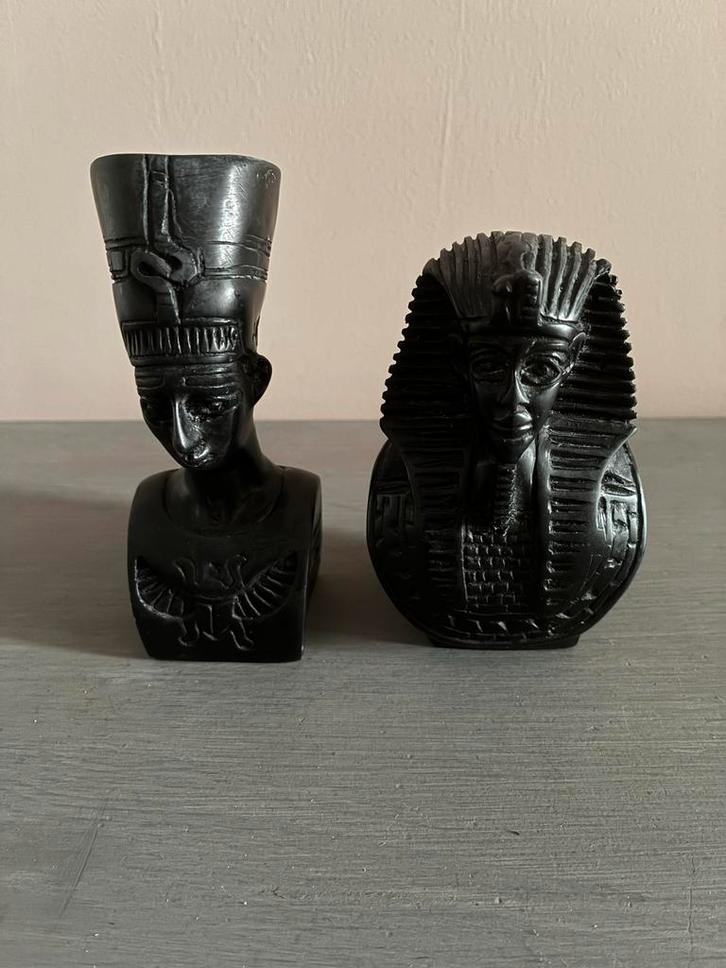 Egyptische Beelden - Nefertiti & Toetanchamon, Antiek en Kunst, Kunst | Beelden en Houtsnijwerken, Ophalen of Verzenden