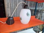 vintage hang lamp  hal, keuken , sl.kamer melkglas, bakeliet, Huis en Inrichting, Lampen | Hanglampen, Ophalen of Verzenden, Gebruikt