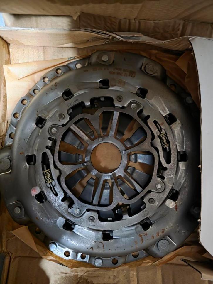 Koppeling astra kadett vectra corsa ascona, Auto-onderdelen, Transmissie en Toebehoren, Nieuw, Ophalen of Verzenden