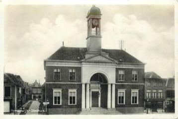 (388-439-041) Harderwijk Stadhuis beschikbaar voor biedingen