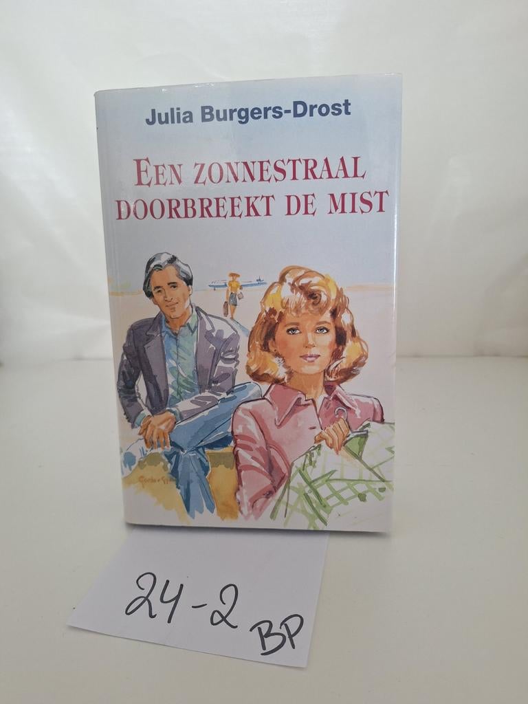 Een Zonnestraal Doorbreekt de Mist - Julia Burgers-Drost, Boeken, Ophalen of Verzenden, Gelezen, Julia Burgers-Drost, Nederland