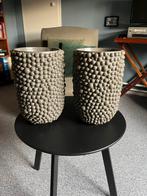 2 Brass & Boom vazen - Zo goed als nieuw!, Huis en Inrichting, Woonaccessoires | Vazen, Kunststof, Zwart, Ophalen of Verzenden
