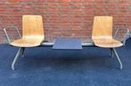 Vintage 2-zits wachtkamerbank, Huis en Inrichting, Banken | Bankstellen, Ophalen, Gebruikt, 150 tot 200 cm, Tweepersoons
