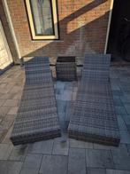 2 tectake ligbedden met matras en kastje, Ophalen, Gebruikt