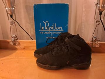 DANS SNEAKERS SPLITZOOL  beschikbaar voor biedingen