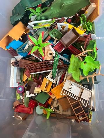 Grote hoeveelheid Playmobil Paarden etc beschikbaar voor biedingen