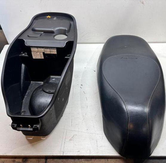 Veel onderdelen Sym Fiddle 3 2016 euro3 snor, Fietsen en Brommers, Brommeronderdelen | Scooters, Gebruikt, SYM, Kap, Ophalen of Verzenden