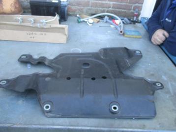 motor onder plaat Toyota Land Cruiser HJ75 8e generatie • 19 beschikbaar voor biedingen