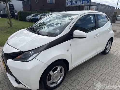 Toyota Aygo 1.0 VVT-iX -WAVE LICHTE SCHADE BOUWJAAR 2015 375, Auto diversen, Schadeauto's, Toyota, Handgeschakeld, Benzine, Hatchback