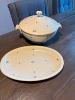 Serveerschaal met bloemetjes motief, Ophalen