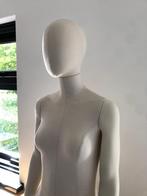 Mooie stoffen mannequin/paspop/buste, Hobby en Vrije tijd, Naaien en Fournituren, Ophalen, Zo goed als nieuw, Paspop