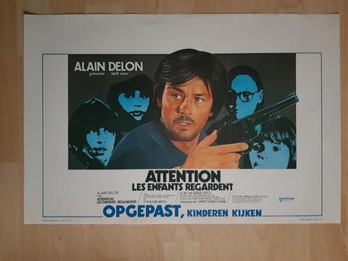Filmaffiche Alain Delon Attention, les enfants filmposter, Verzamelen, Posters, Zo goed als nieuw, Film en Tv, A1 t/m A3, Rechthoekig Liggend