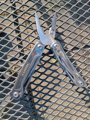 Caruba  multitool beschikbaar voor biedingen