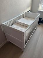 Petit Amelie meegroei babybed, Kinderen en Baby's, Babywiegjes en Ledikanten, Ophalen, Zo goed als nieuw, Ledikant
