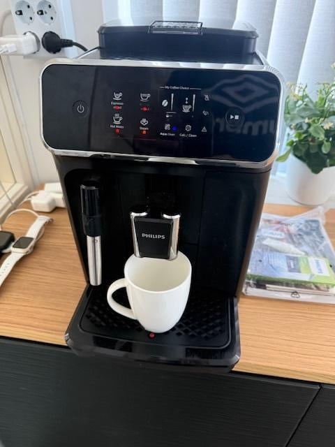 Philips Volautomaat Koffie/ Espresso Machine EP 2220, Ophalen, Espresso apparaat, Zo goed als nieuw, 2 tot 4 kopjes