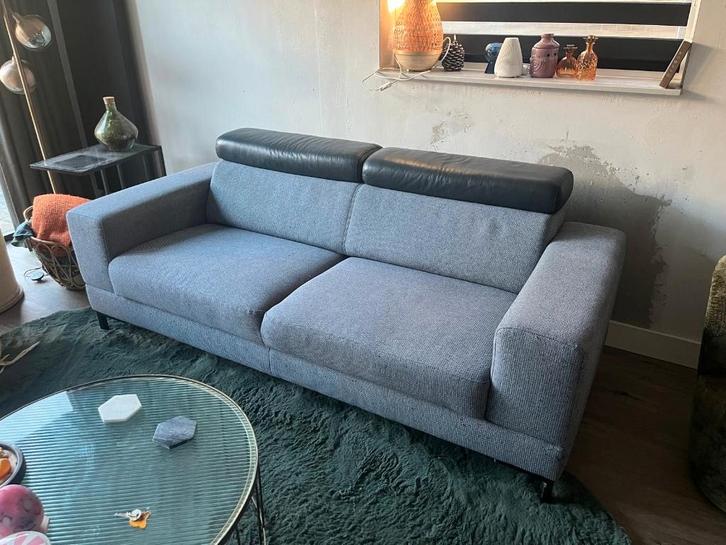 Bank Montel, 2,5-zits, blauw, Huis en Inrichting, Banken | Bankstellen, Gebruikt, Rechte bank, Tweepersoons, 200 tot 250 cm, 75 tot 100 cm