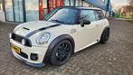 Mini 1.6 16V Cooper S JCW 175pk 2007 Wit  nw apk lag km nap, Auto's, Voorwielaandrijving, Euro 5, Zwart, 4 cilinders