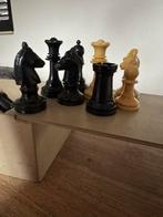 Oud plastic doosje stowton 4 schaakstukken, Ophalen of Verzenden, Zo goed als nieuw