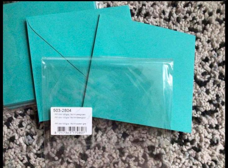 Dieper blauw/groene enveloppen (50 stuks €5,00), Boeken, Hobby en Vrije tijd, Zo goed als nieuw, Overige onderwerpen, Ophalen of Verzenden