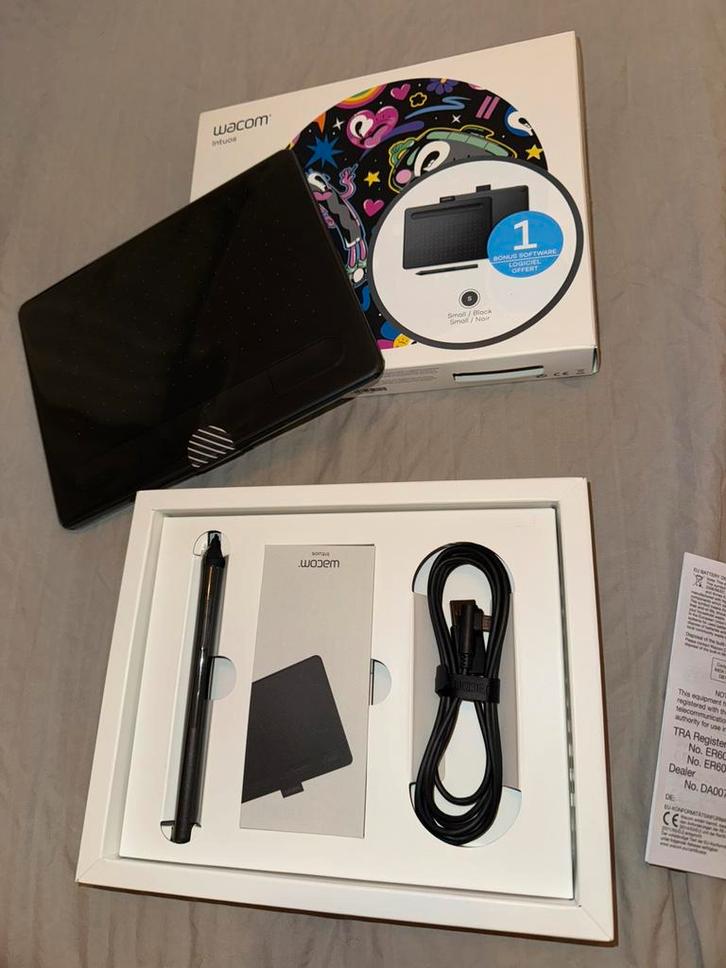 Wacom Intuos Zwart pen tablet, Computers en Software, Tekentablets, Nieuw, Draadloos, Multi-touch, Ophalen of Verzenden