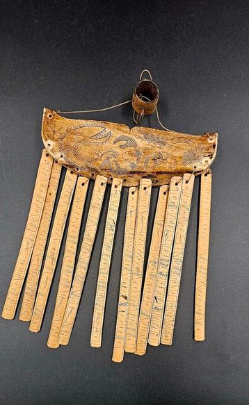 Batak pustaha porhalaan toverboek van been uit Sumatra beschikbaar voor biedingen