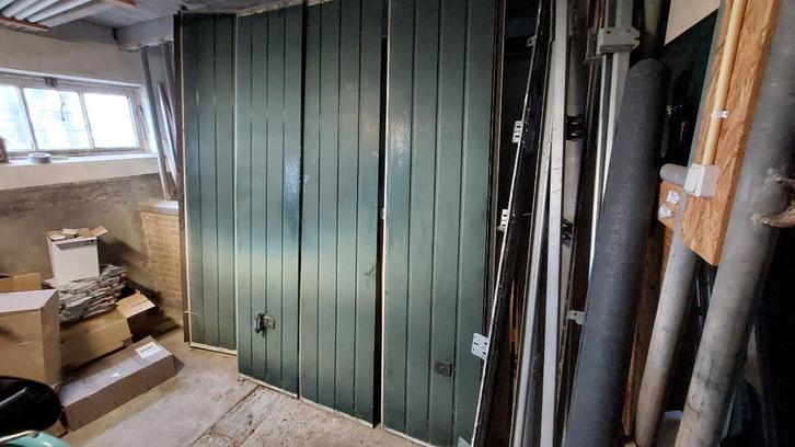 NOVOFERM Sectionale Paneel Garagedeur met elektrische opener, Doe-het-zelf en Verbouw, Deuren en Horren, Gebruikt, Garagedeur