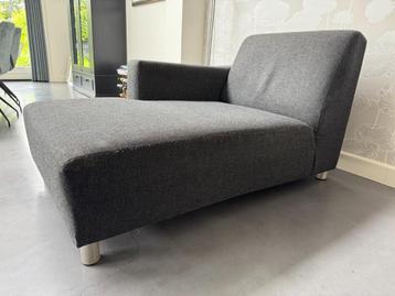 Chaise Longue stof donker grijs GRATIS
