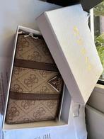 Guess Portemonnee Nieuw in Doos, Sieraden, Tassen en Uiterlijk, Portemonnees, Ophalen of Verzenden, Nieuw, Bruin, Guess