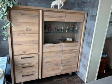 Henders en Hazel dressoir en kast beschikbaar voor biedingen