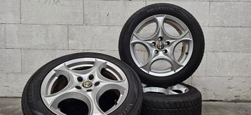 17" Alfa Romeo Brera 159 Giulia orig velgen winterbanden  beschikbaar voor biedingen